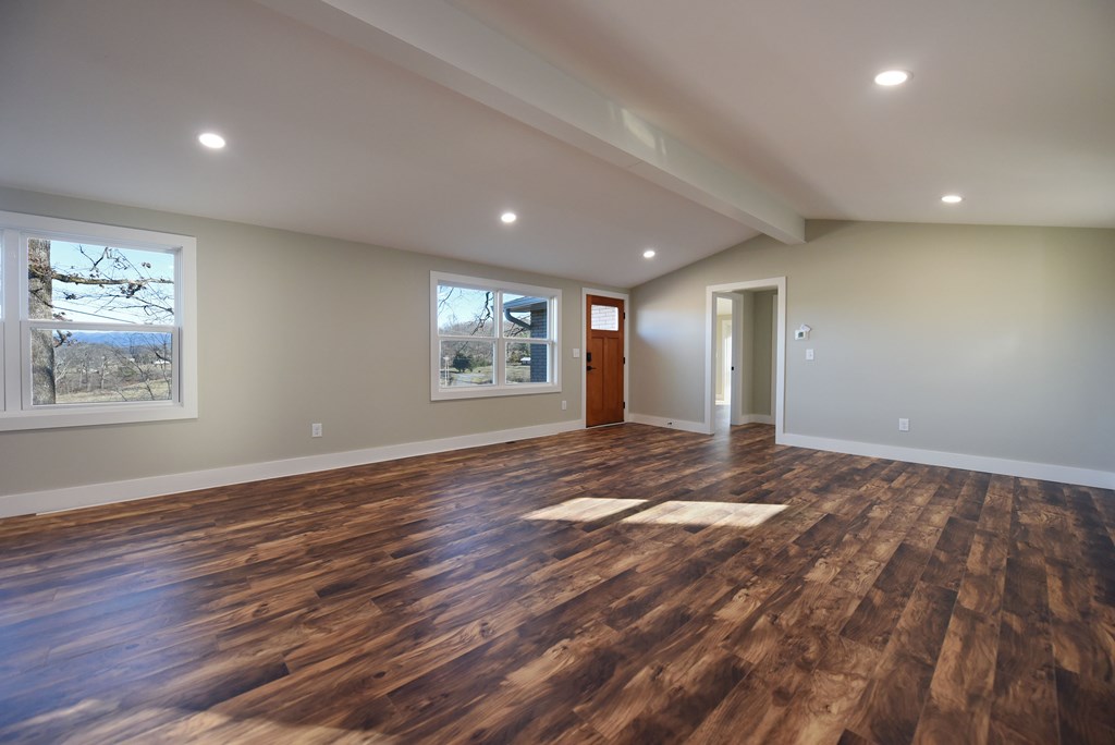 16 Sims Road Property Photo 8