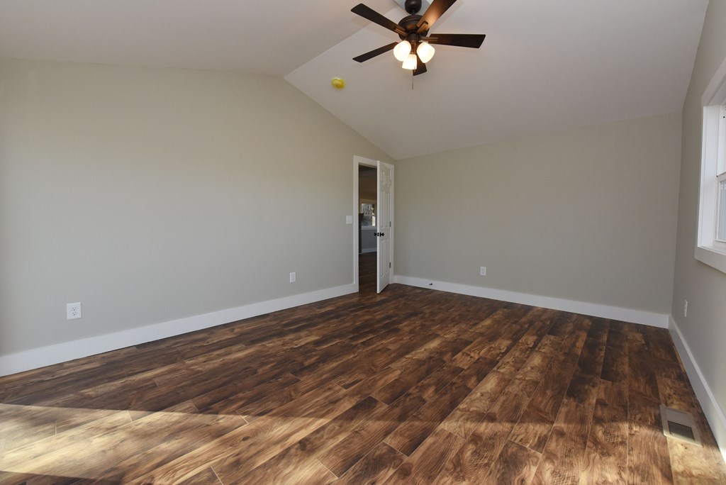 16 Sims Road Property Photo 12