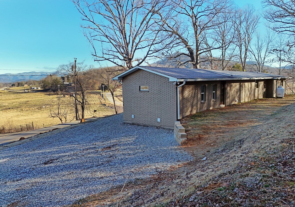 16 Sims Road Property Photo 27