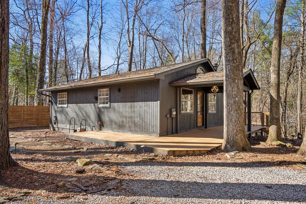 101 Evening Shade Property Photo