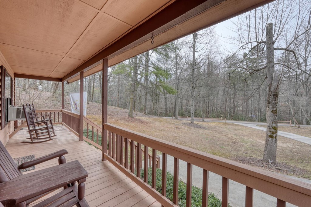 523 Lake Nottely Drive Property Photo 6