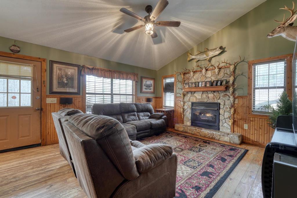 523 Lake Nottely Drive Property Photo 9