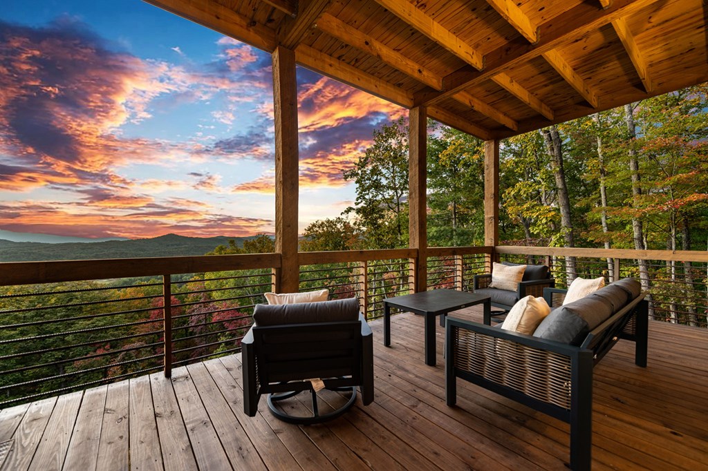 116 Round Top Road Property Photo 4