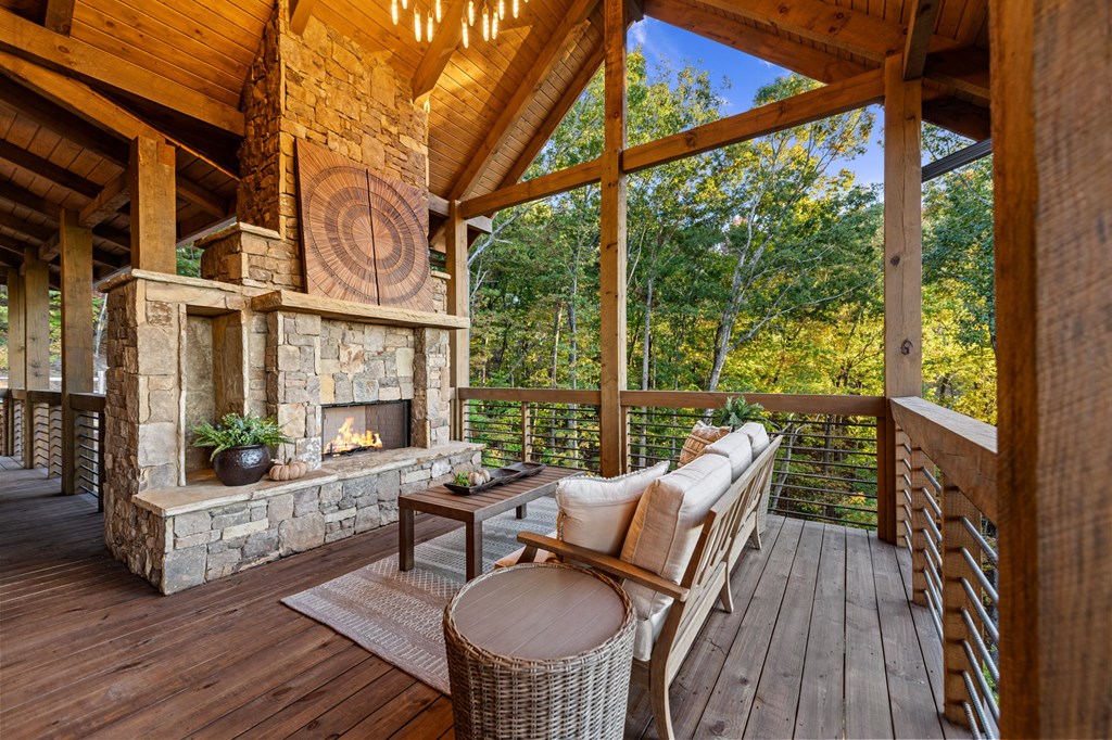 116 Round Top Road Property Photo 6