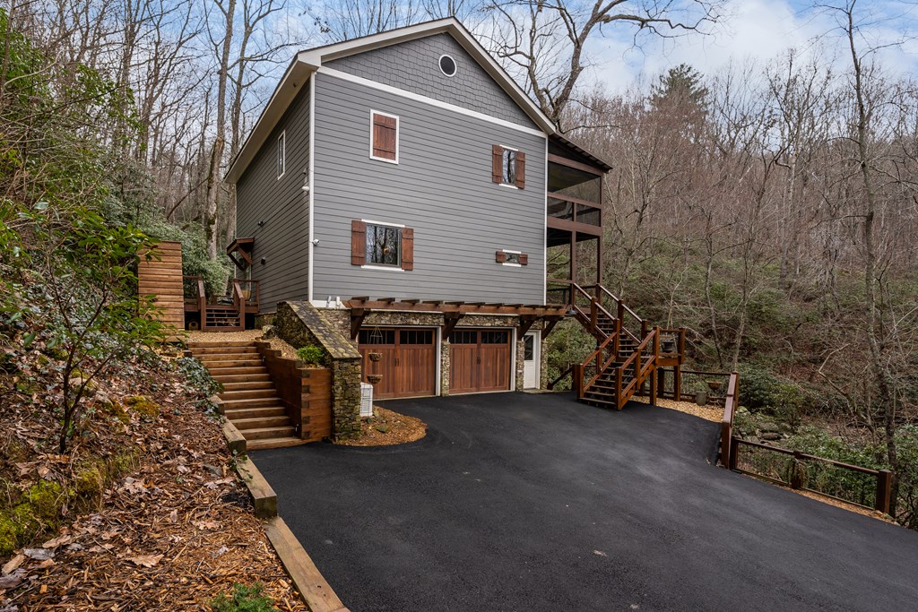 185 Huckleberry Cove Drive Property Photo 39