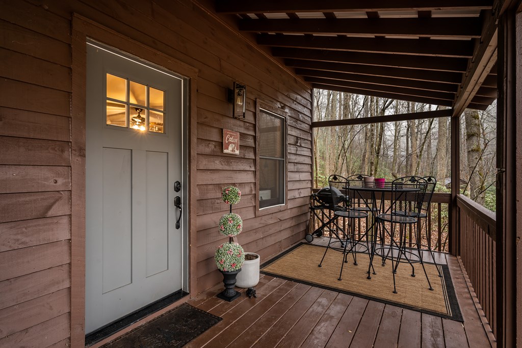 185 Huckleberry Cove Drive Property Photo 52
