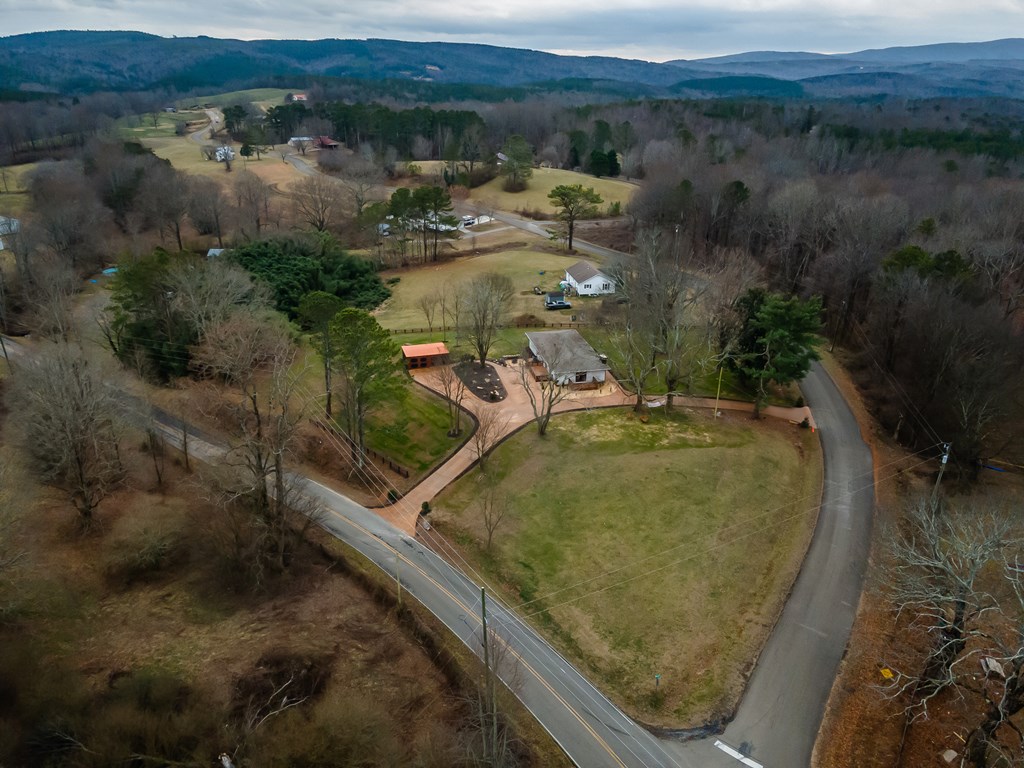 9351 Henderson Mountain Road Property Photo 10