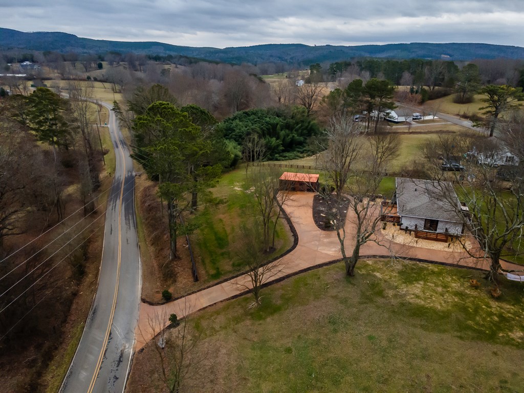 9351 Henderson Mountain Road Property Photo 13