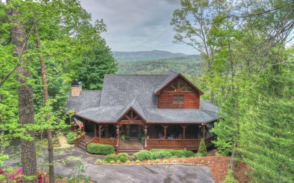 902 Laurel Creek Trail Property Photo 1