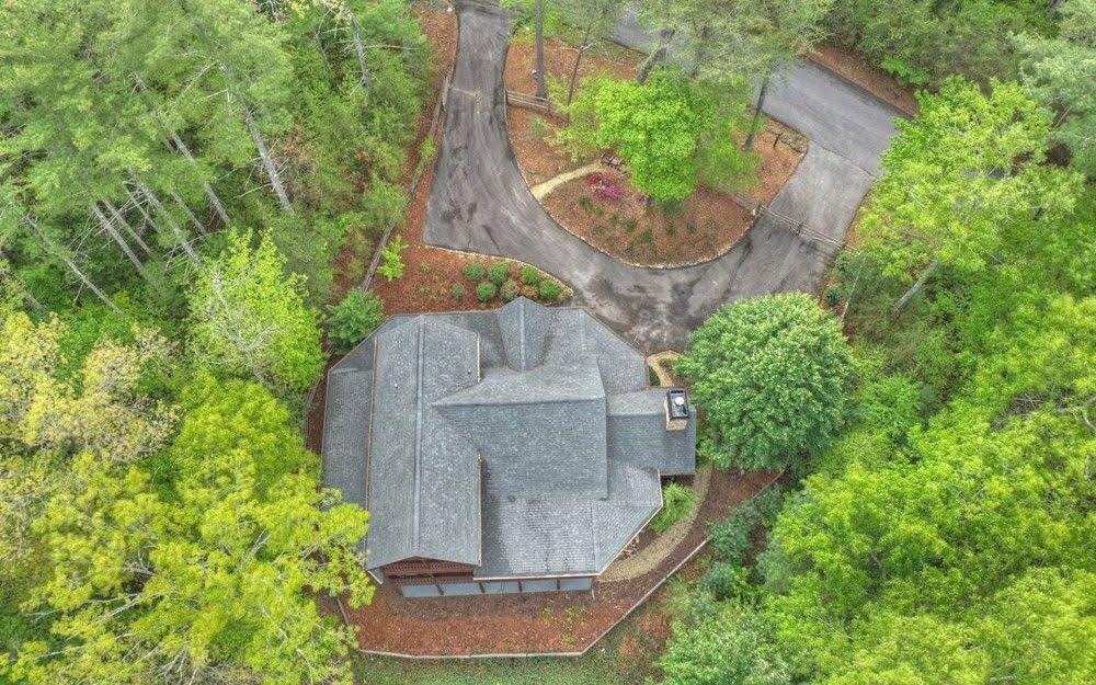 902 Laurel Creek Trail Property Photo 10