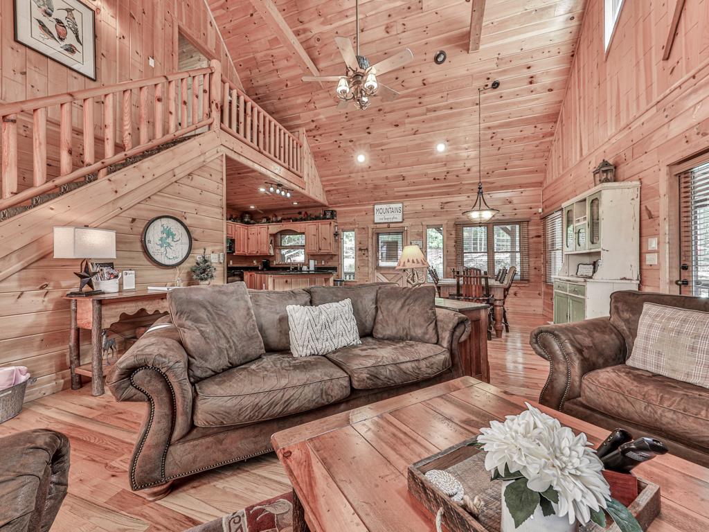 902 Laurel Creek Trail Property Photo 23