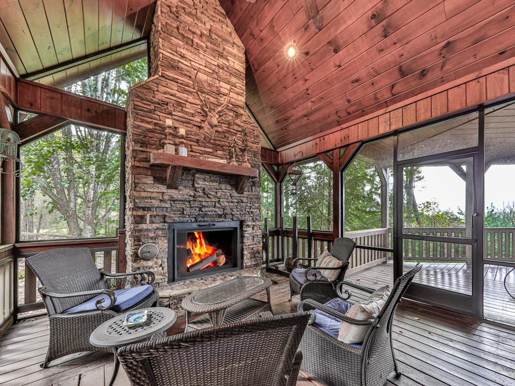 902 Laurel Creek Trail Property Photo 42