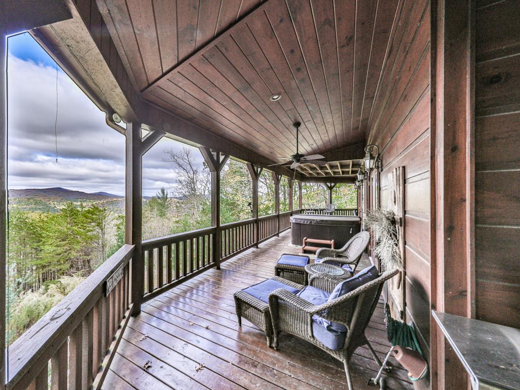 902 Laurel Creek Trail Property Photo 43