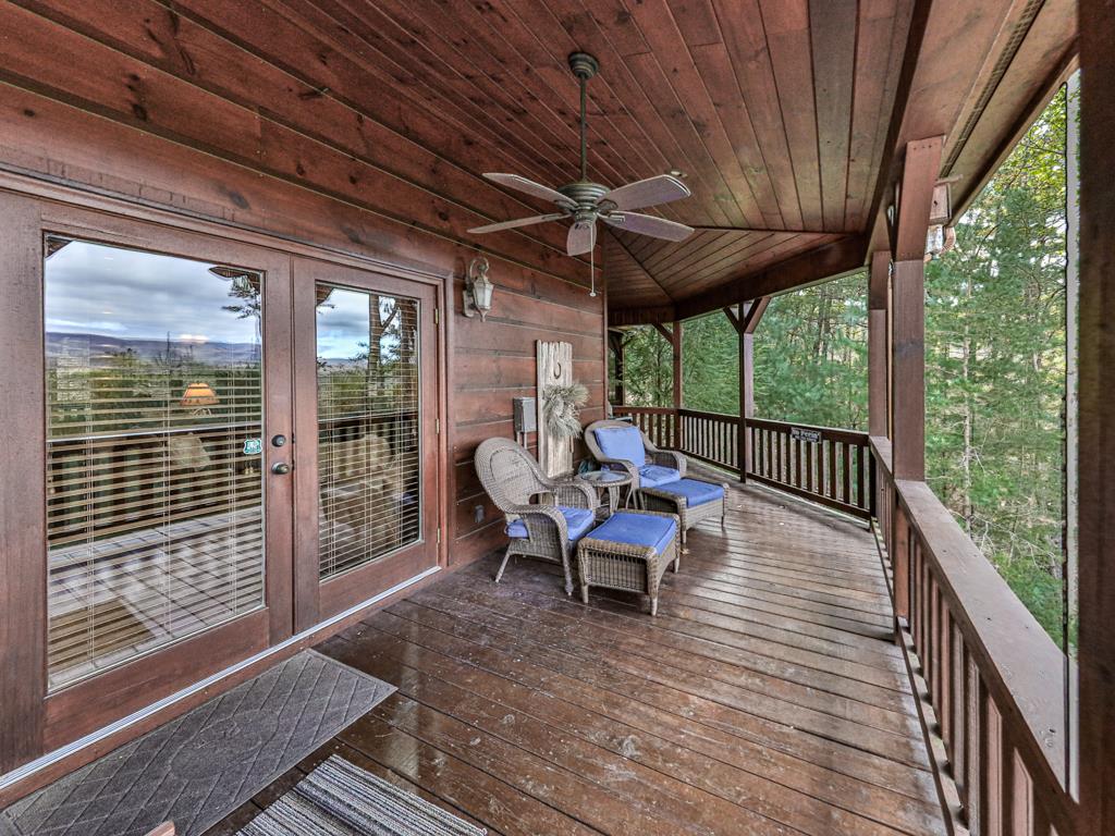 902 Laurel Creek Trail Property Photo 46