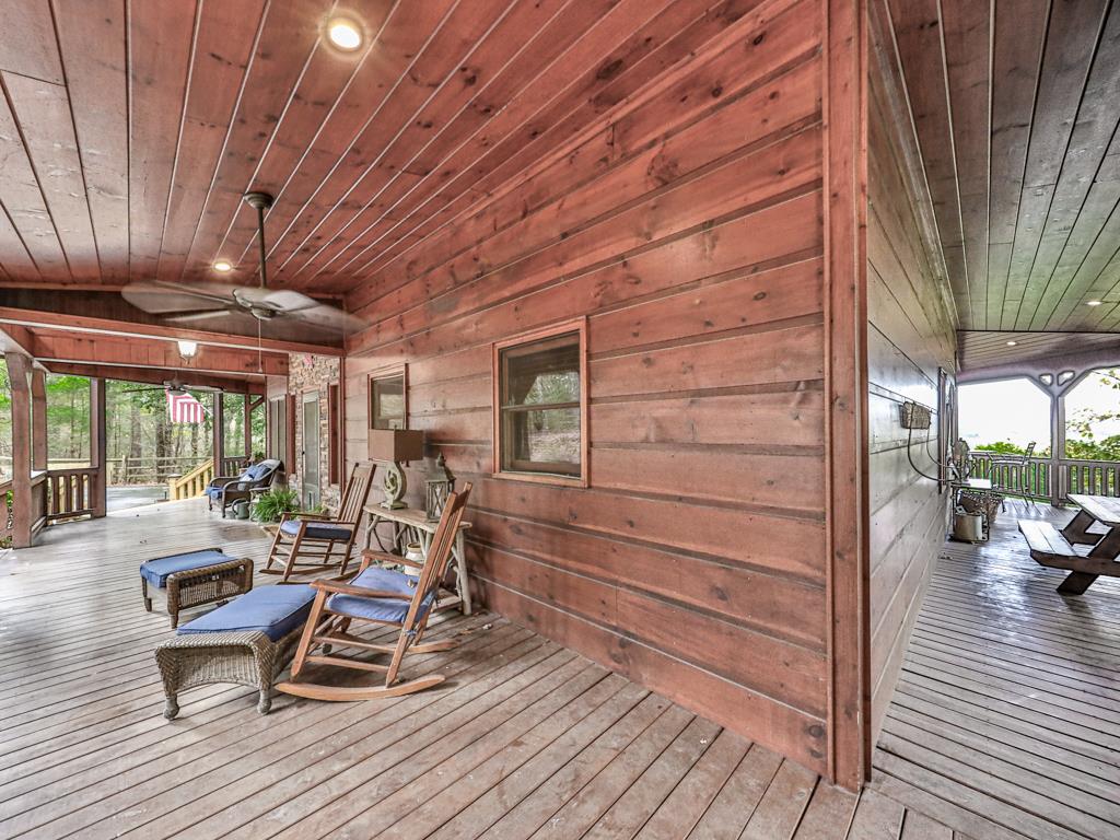 902 Laurel Creek Trail Property Photo 52