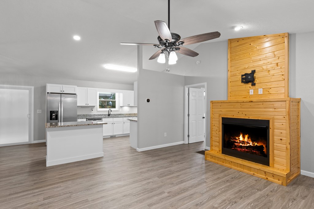 101 Christian Court Property Photo 2