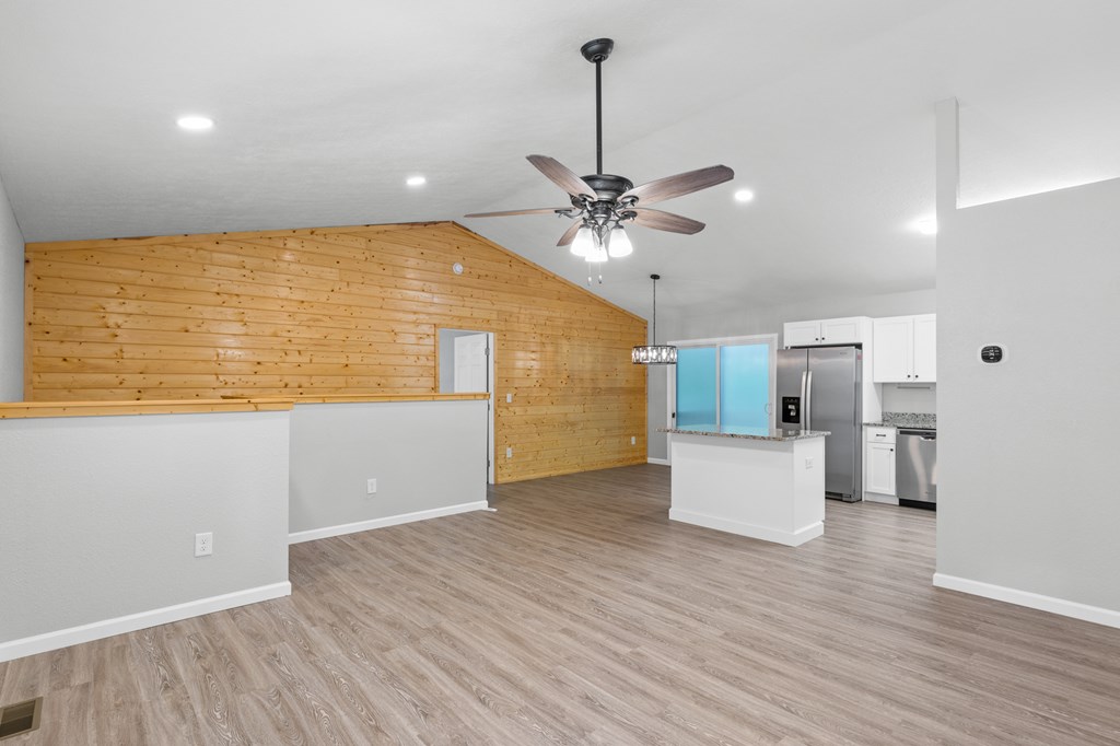 101 Christian Court Property Photo 10