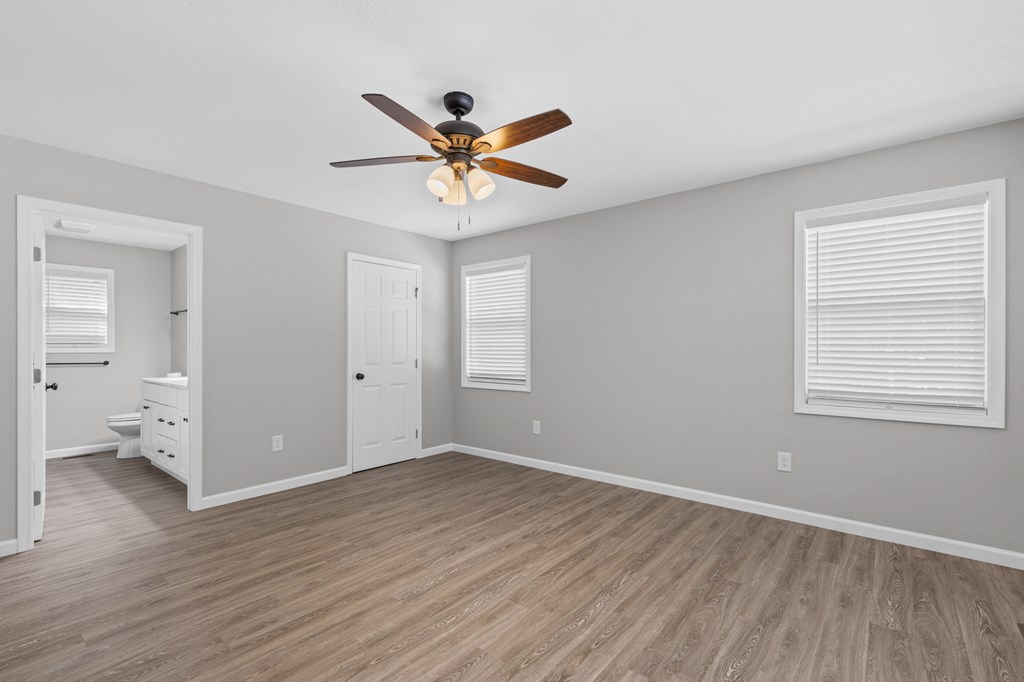 101 Christian Court Property Photo 15