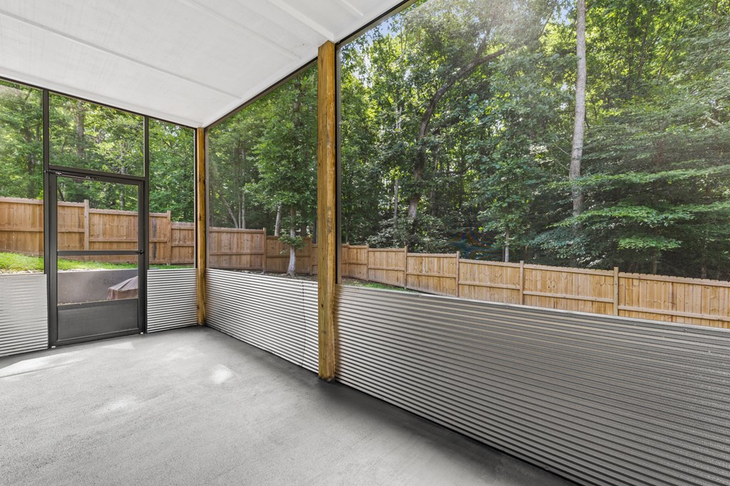 101 Christian Court Property Photo 25