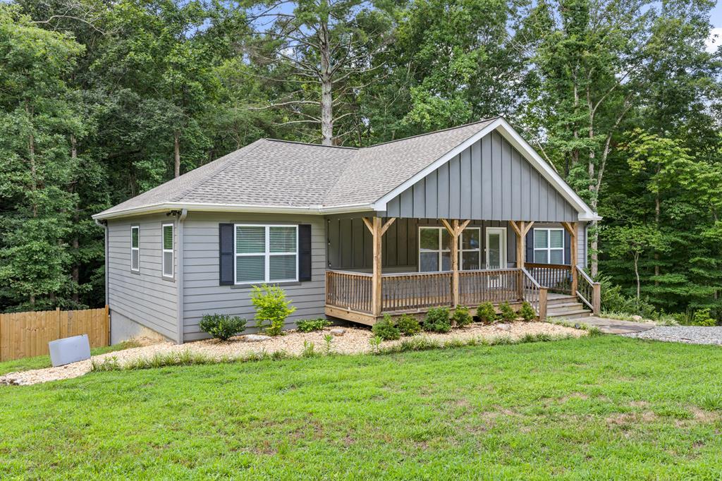 101 Christian Court Property Photo 36