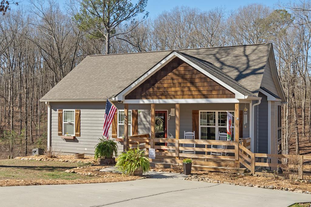 444 Meadow Circle Property Photo 2