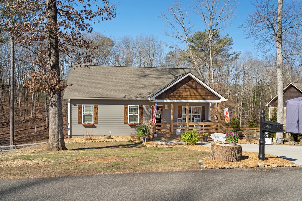 444 Meadow Circle Property Photo 3