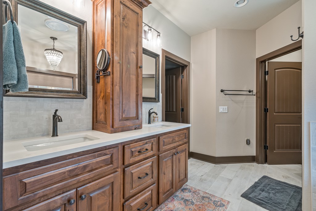 735 Deyton Drive Property Photo 39