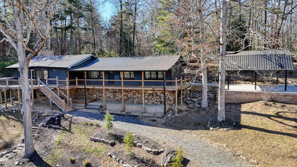 11 Collins Hollow Cove Property Photo 13