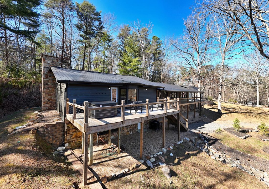 11 Collins Hollow Cove Property Photo 20