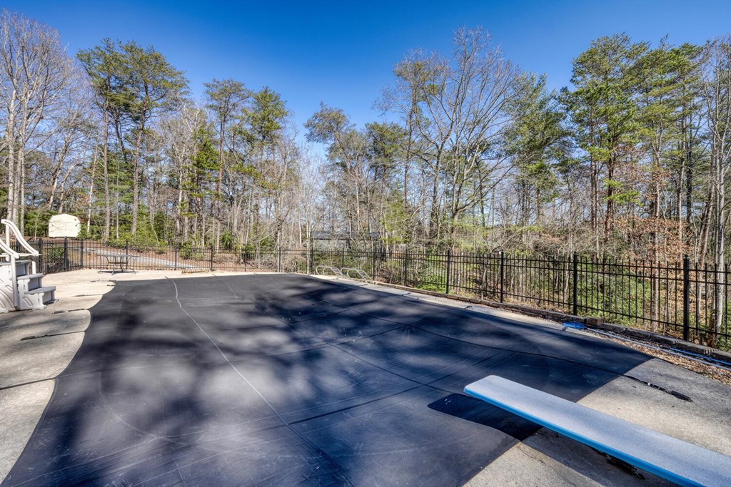 11 Collins Hollow Cove Property Photo 22