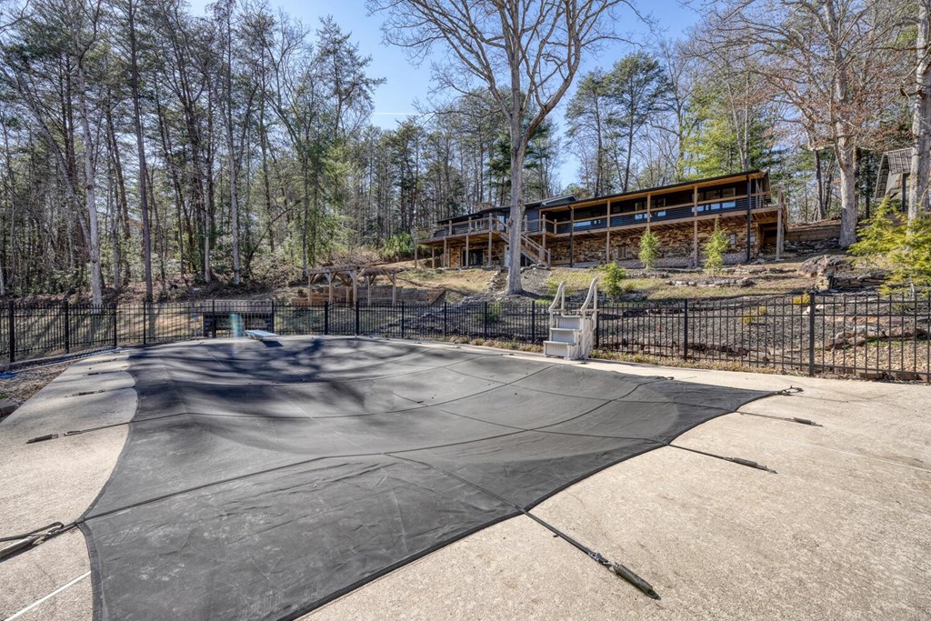 11 Collins Hollow Cove Property Photo 24