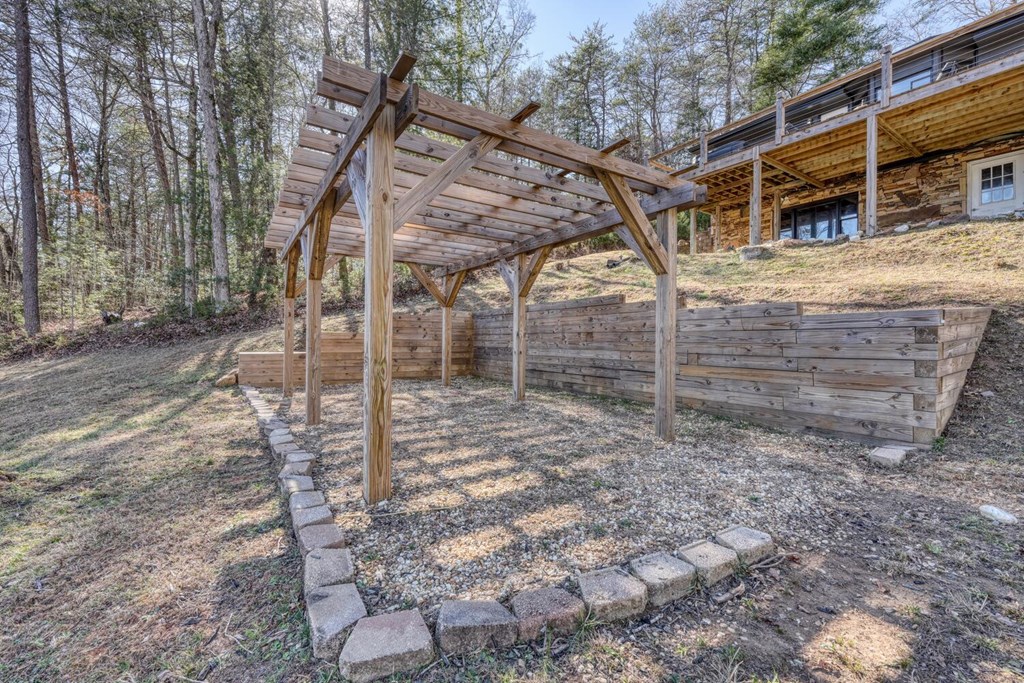 11 Collins Hollow Cove Property Photo 26