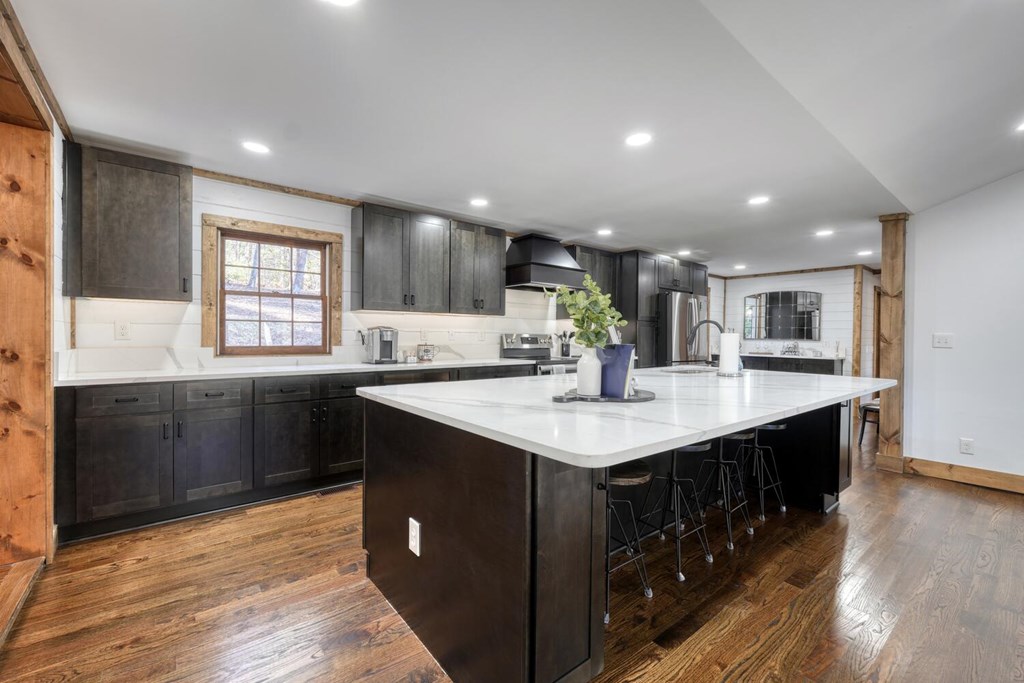 11 Collins Hollow Cove Property Photo 30