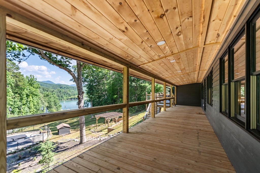 11 Collins Hollow Cove Property Photo 68