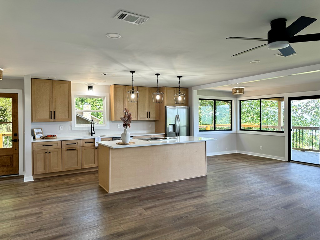 1568 Harris Ridge Road Property Photo 12