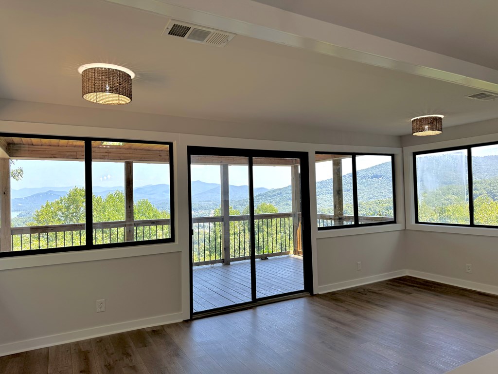 1568 Harris Ridge Road Property Photo 16