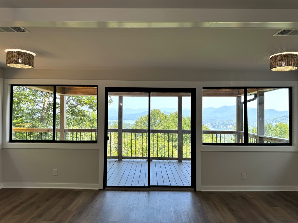 1568 Harris Ridge Road Property Photo 17