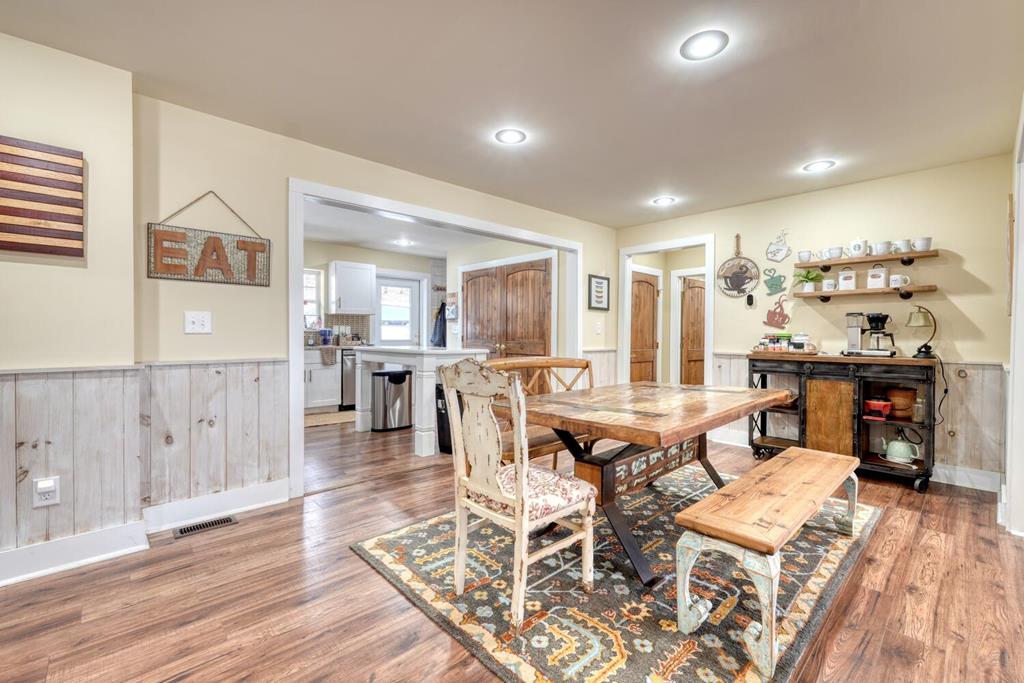 1746 Settlement Road Property Photo 8