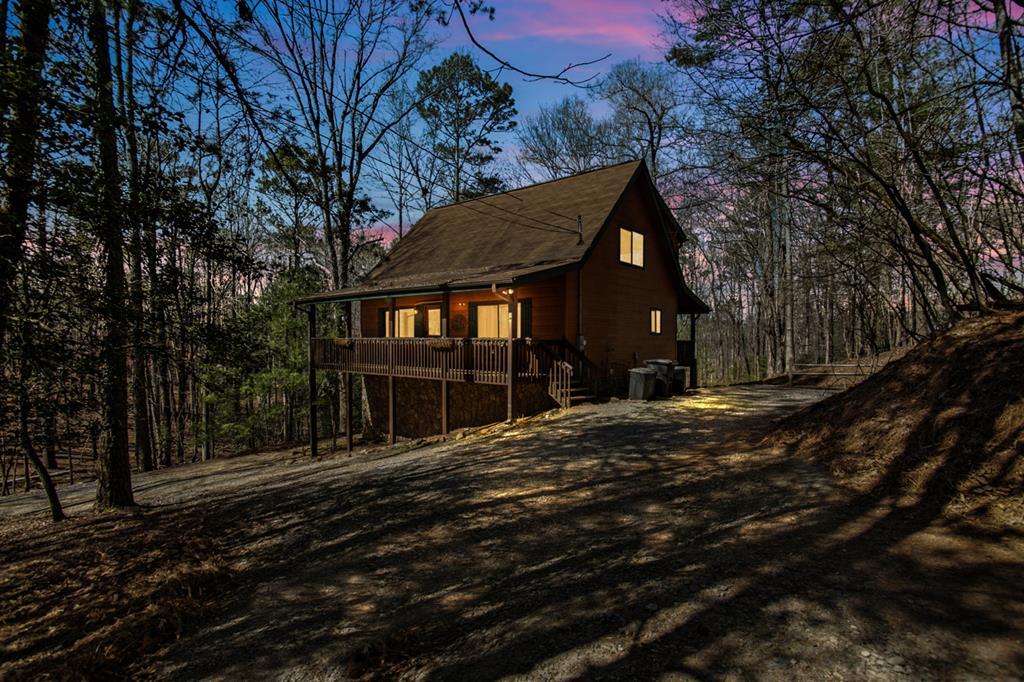 1408 Newport Drive Property Photo 2