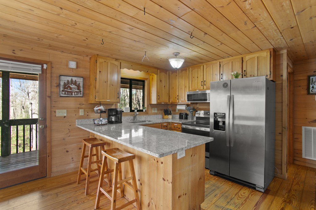 1408 Newport Drive Property Photo 20