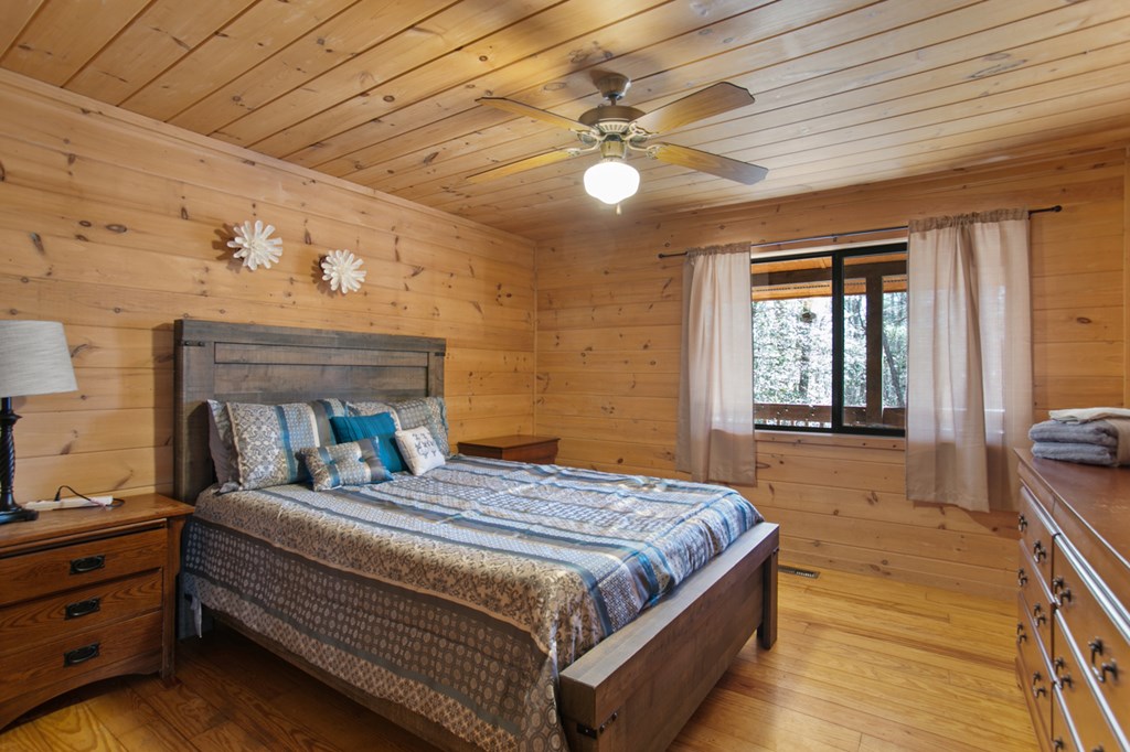 1408 Newport Drive Property Photo 24