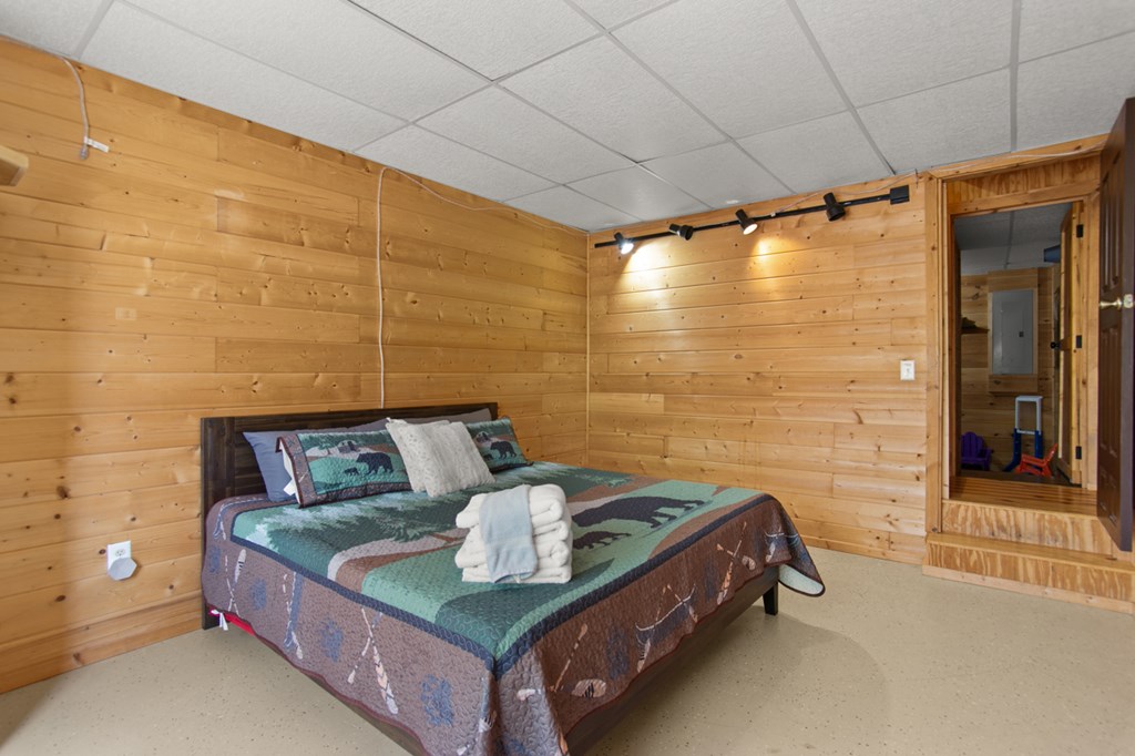 1408 Newport Drive Property Photo 38