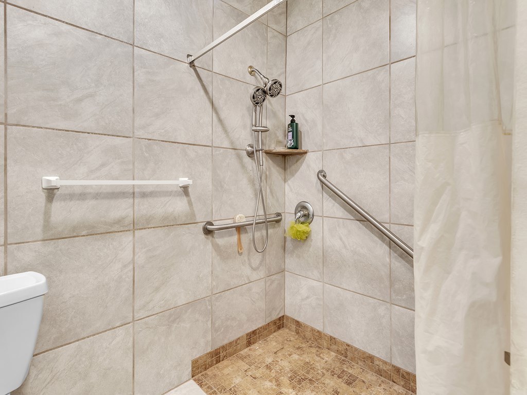 319 N 4th Avenue Property Photo 9