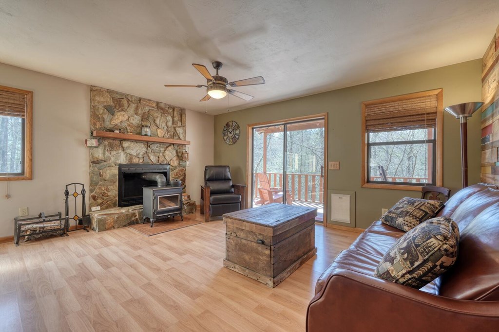 221 Chatto Loop Road Property Photo 6
