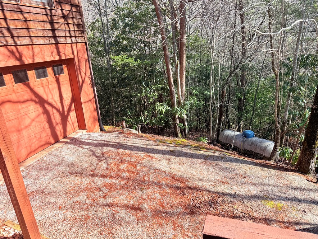 38 Blue Berry Hill Property Photo 5