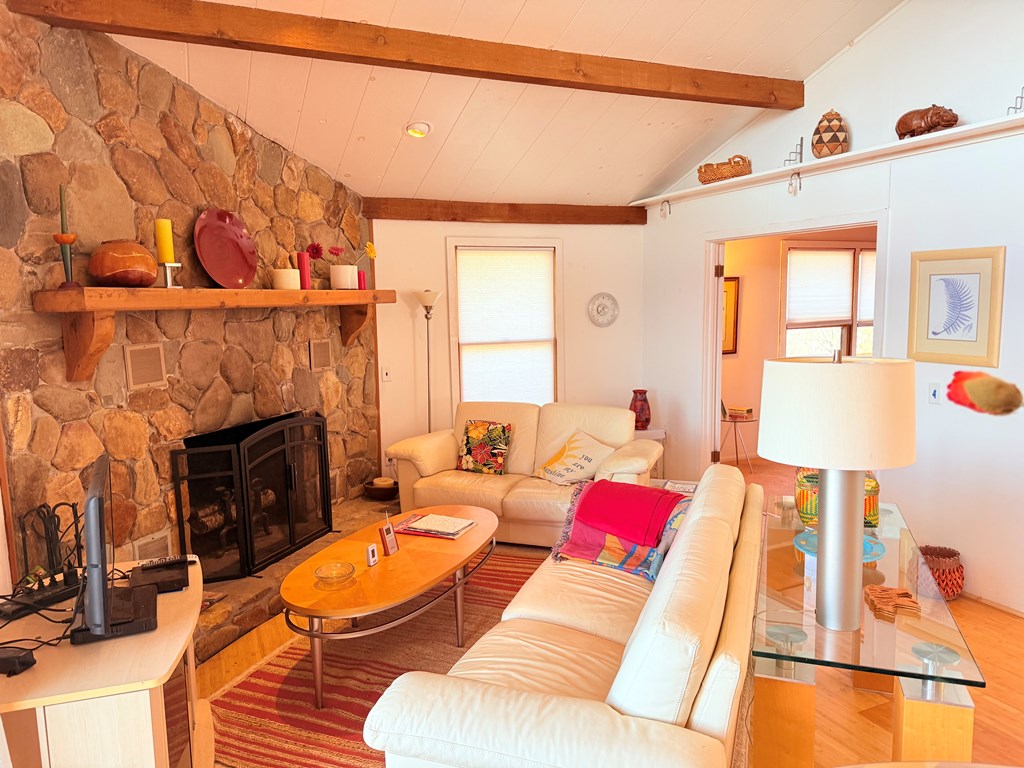 38 Blue Berry Hill Property Photo 6