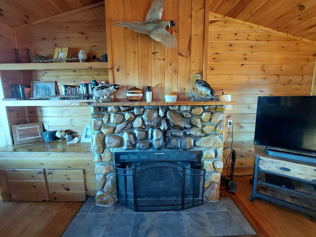 220 Eagle Rdg Property Photo 37