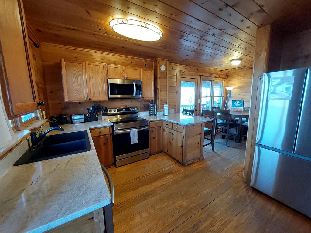 220 Eagle Rdg Property Photo 44
