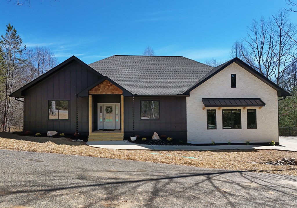 2408 Standing Meadows Drive Property Photo 4