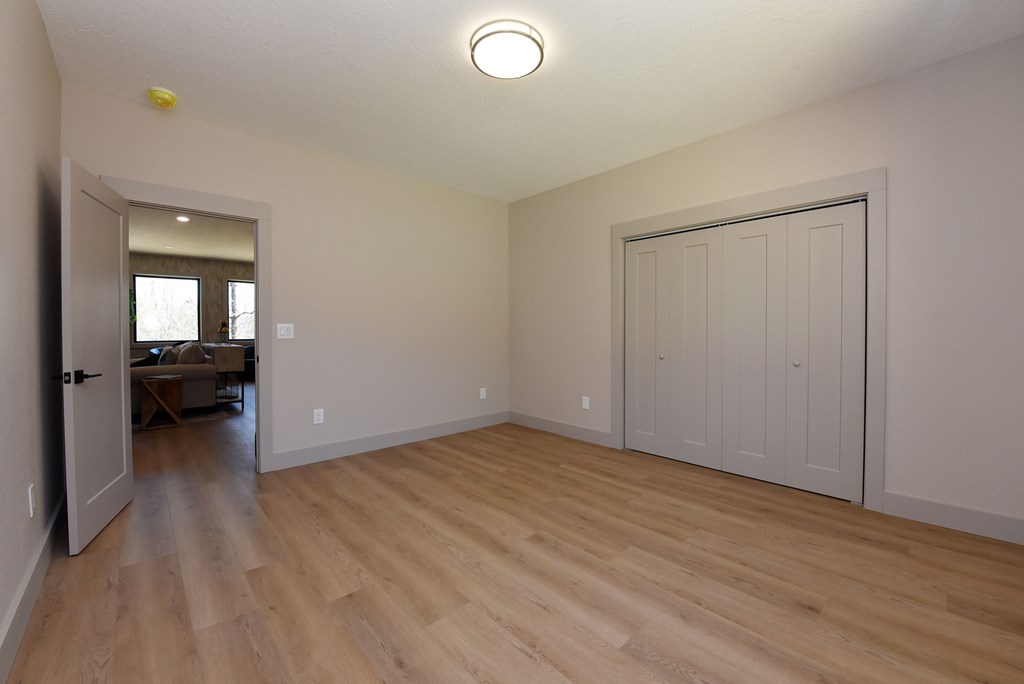 2408 Standing Meadows Drive Property Photo 41